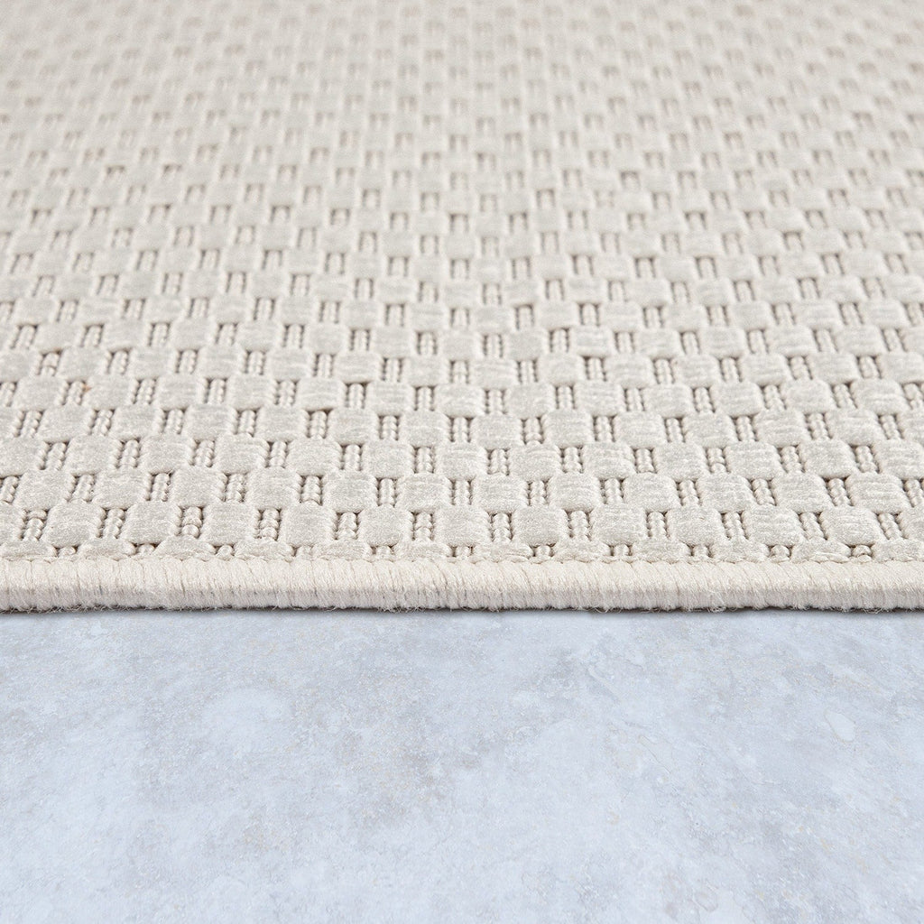 Variegated Waterproof Outdoor Rug for Patio