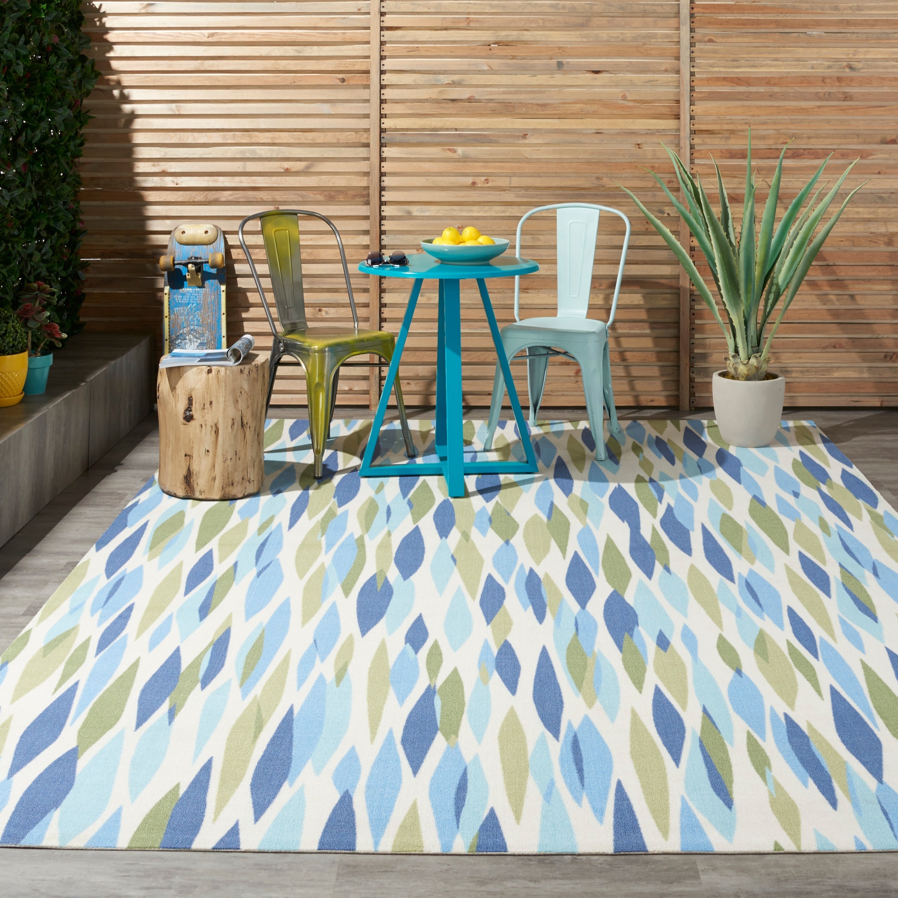 Waverly Sun N' Shade Modern Abstract Indoor Outdoor Area Rug